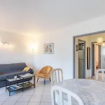 アパート Beau Rivage By Interhome