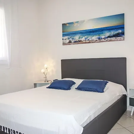 Beau Rivage By Interhome * Carqueiranne
