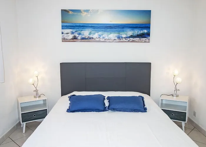 Lejlighed Beau Rivage By Interhome Carqueiranne